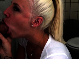 Amateur blonde gives great handjob