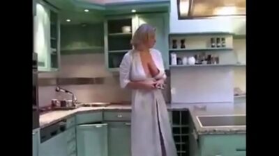 Amateur hot norsk milf